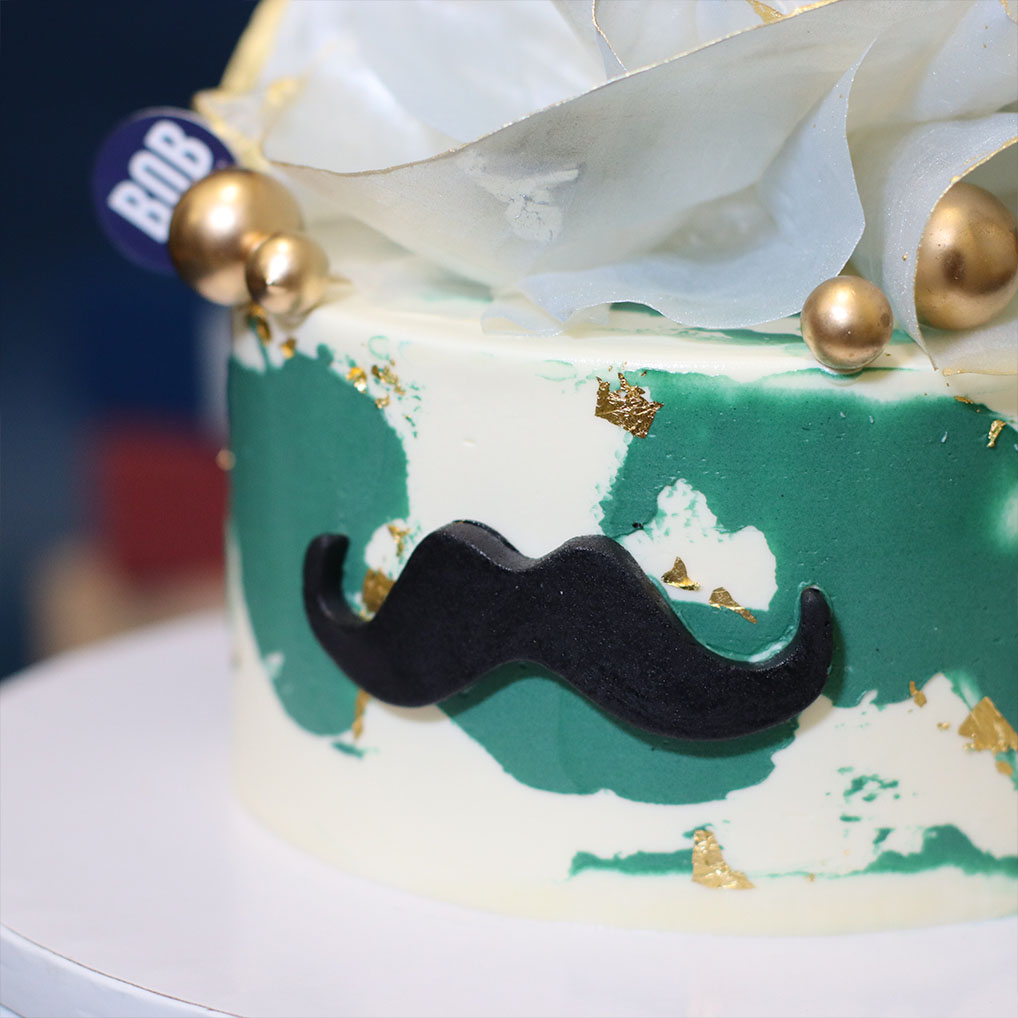 Celebrate Father’s Day with Creative Custom Cake